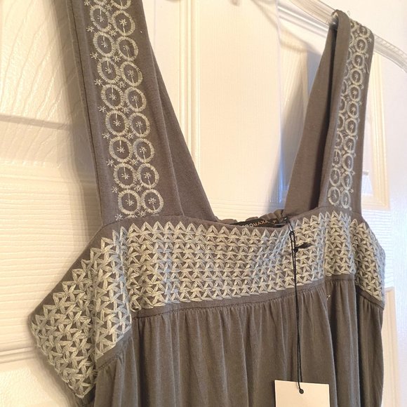 New BCBG Max Azria Soft Maxi Cotton Sundress with Embroidered Trim - Picture 2 of 6